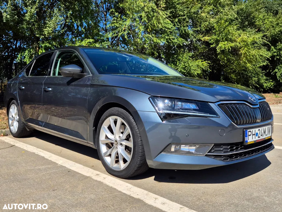 Skoda Superb 2.0 TDI DSG Ambition - 6