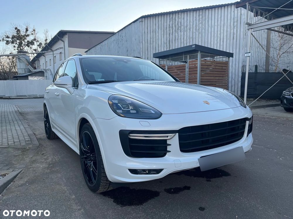 Porsche Cayenne Turbo - 7