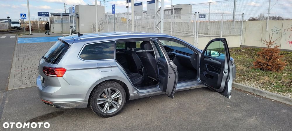 Volkswagen Passat 2.0 TSI Elegance DSG - 12