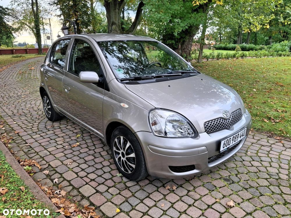 Toyota Yaris 2005 photo 4