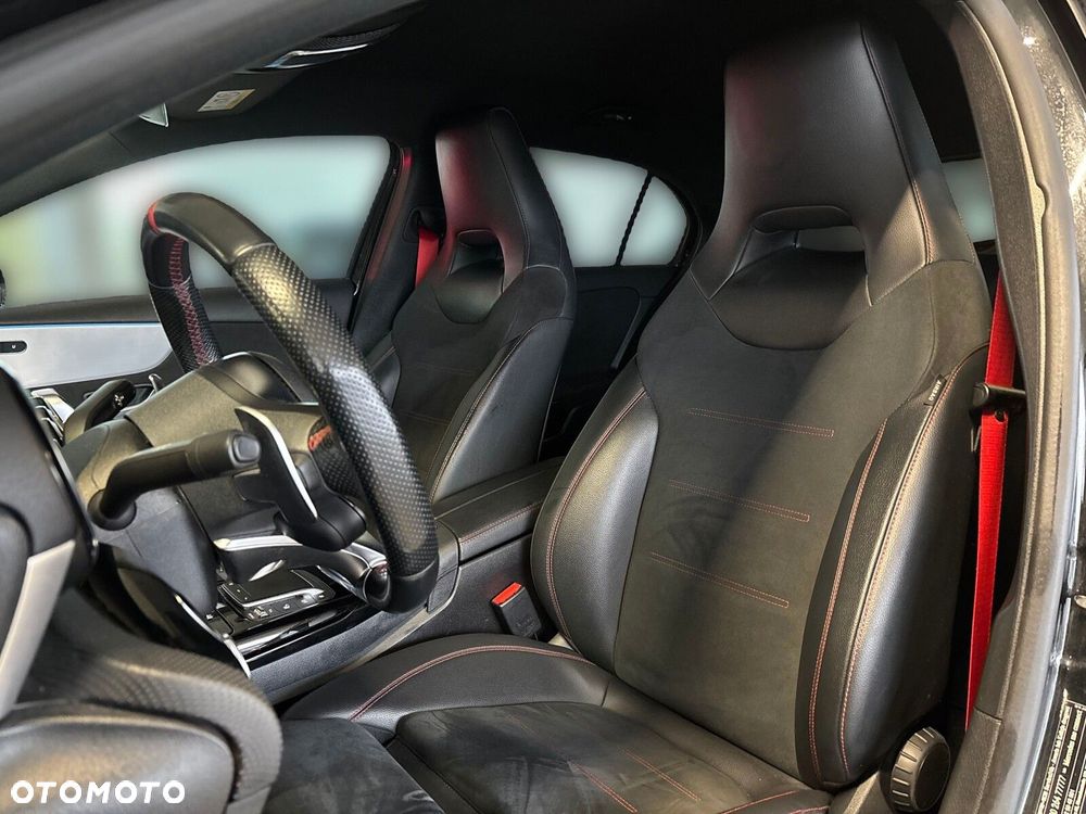 Mercedes-Benz Klasa A 35 AMG 4-Matic 7G-DCT - 16