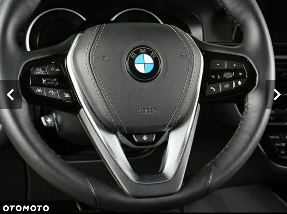 BMW Seria 5 520d Luxury Line - 9