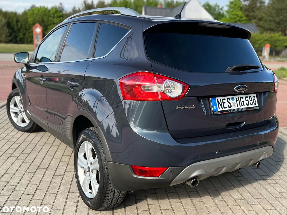 Ford Kuga 2.0 TDCi 4x4 Titanium - 16