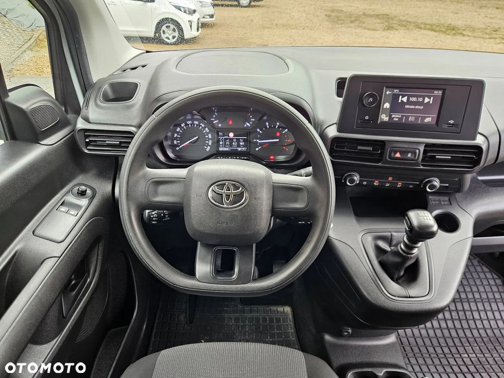 Toyota Proace City Verso Long 1.5 D-4D Business - 11