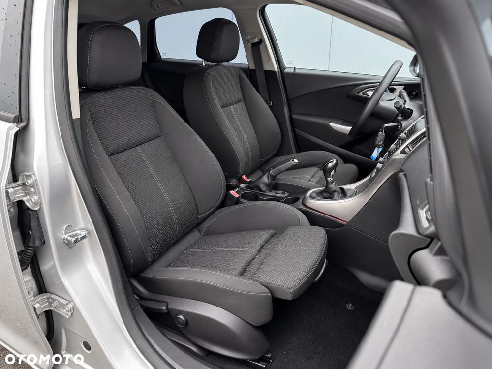 Opel Astra - 11