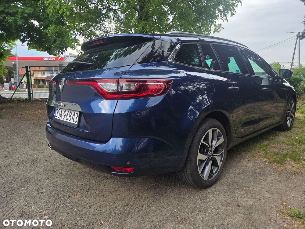 Renault Megane ENERGY TCe 130 EDC BOSE EDITION - 6