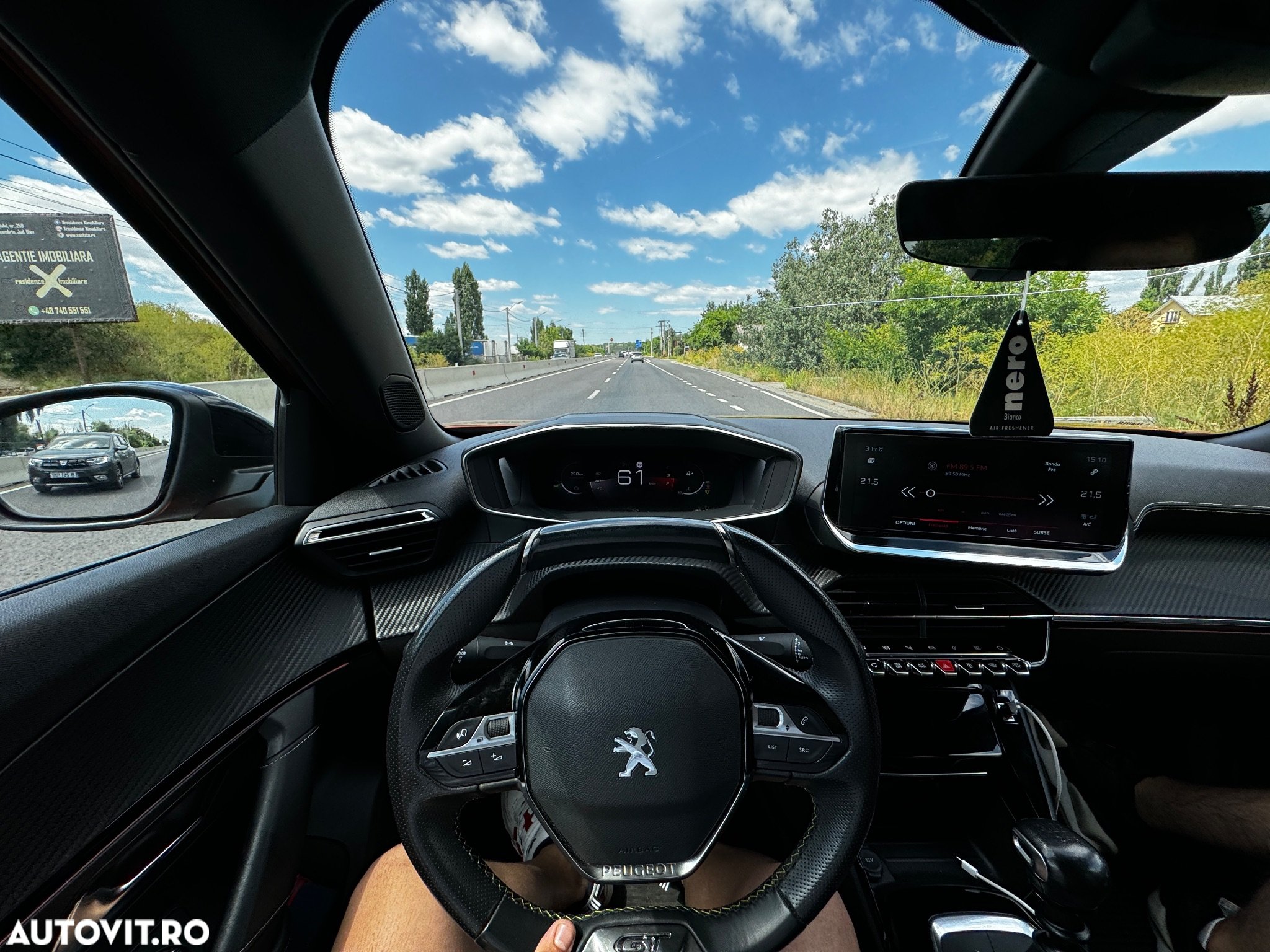 Peugeot 2008 1.2 L PureTech STT GT Line - 10