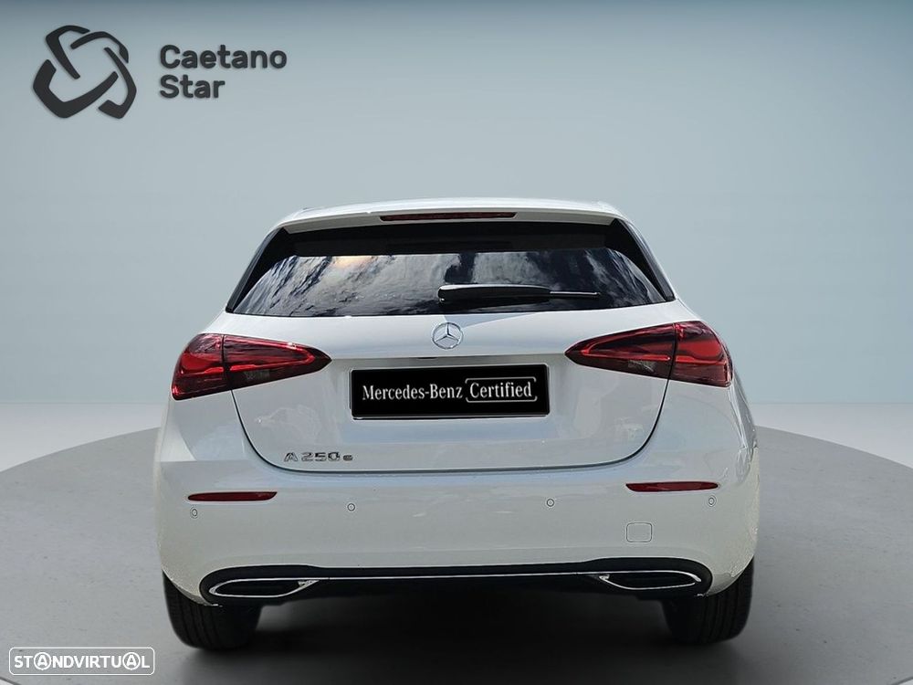 Mercedes-Benz A 250 e - 5