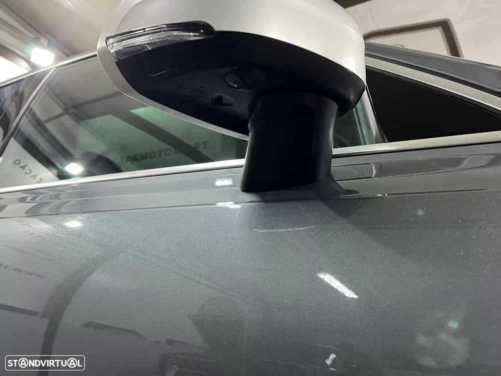 Volvo XC 90 2.0 T8 PHEV R-Design AWD - 58