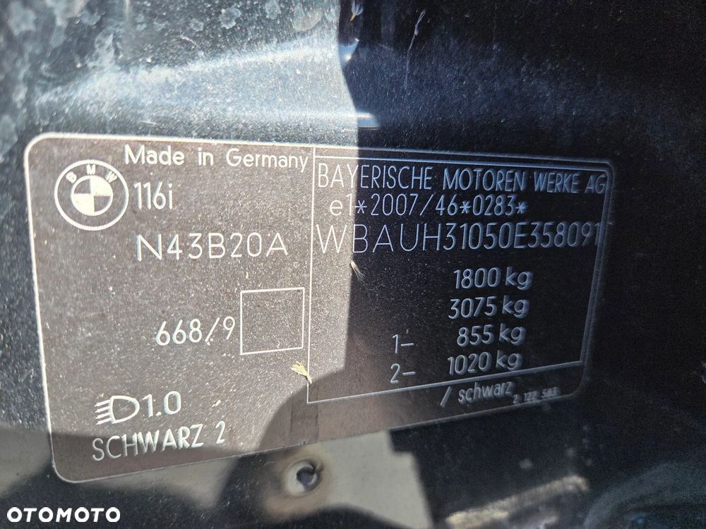 BMW Seria 1 116i - 19