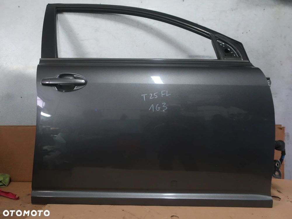 TOYOTA AVENSIS T25 II DRZWI PRAWE PRZÓD PRZEDNIE 1G3 03-08R ŁADNE