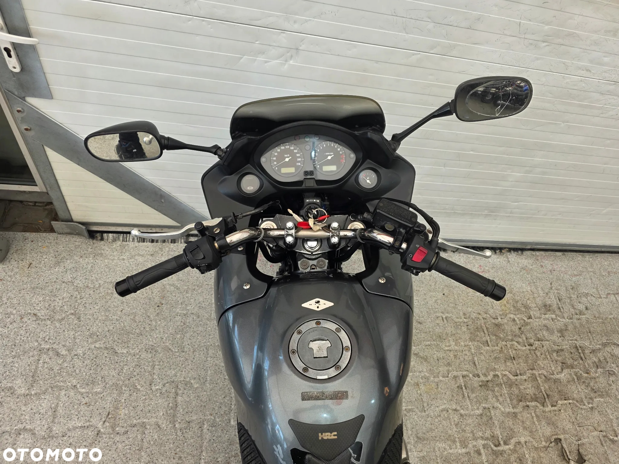 Honda CBF - 27