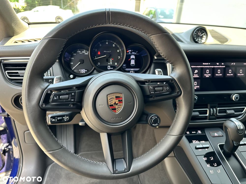 Porsche Macan T - 14