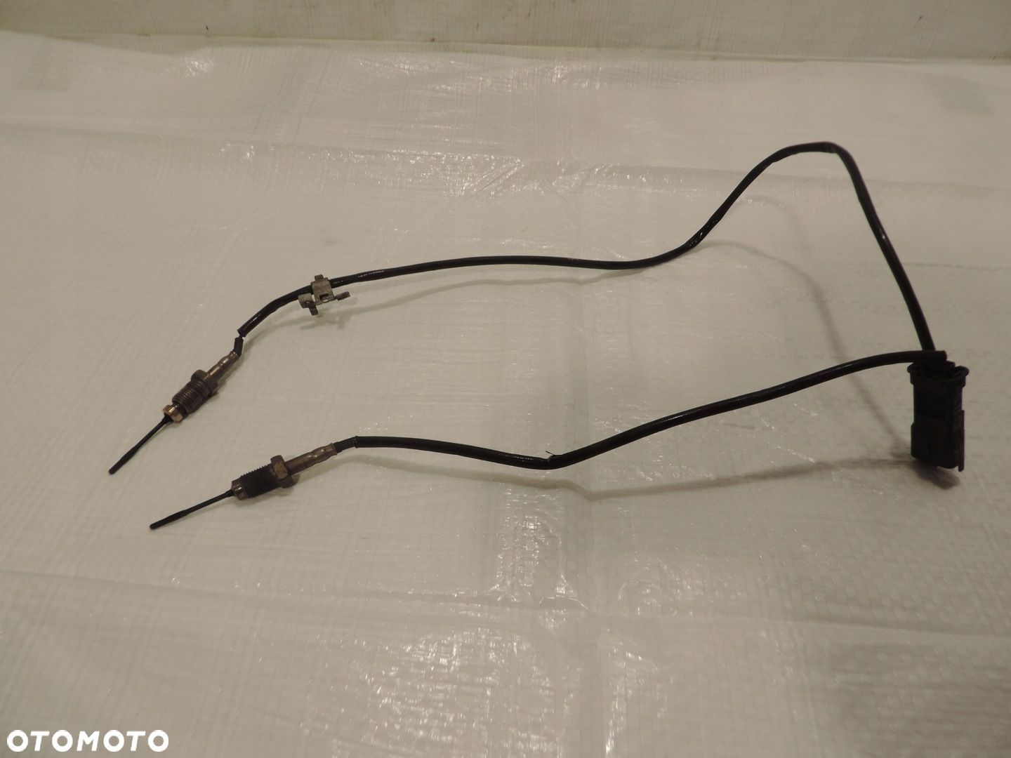 CZUJNIK TEMPERATURY SPALIN OPEL CROSSLAND X 1,5 HDI 9812376480 - 1