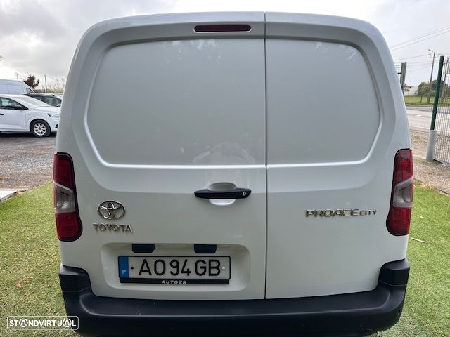Toyota PROACE CITY 3 LUGARES CX.6 V. - 6