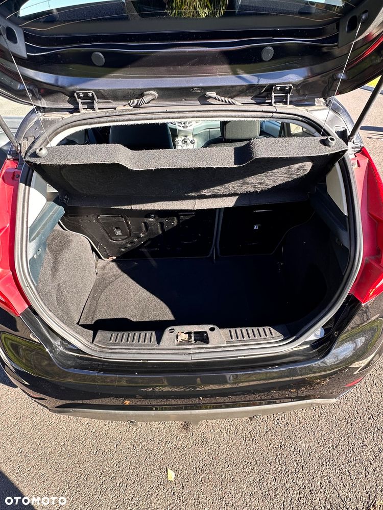 Ford Fiesta 1.6 Sport - 13