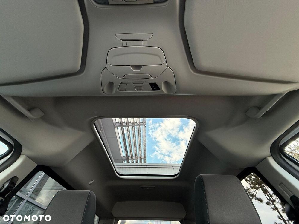 Ford Tourneo Connect Grand - 27