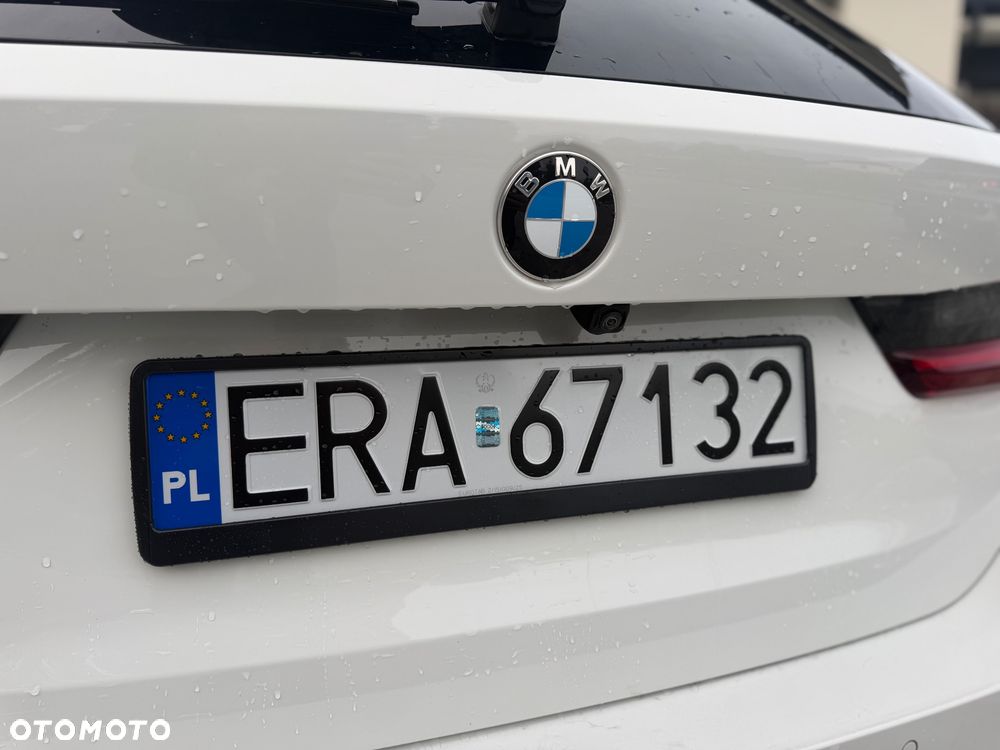 BMW Seria 3 330i xDrive M Sport - 8