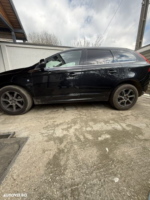 Volvo XC 60 D4 AWD Ocean Race - 2