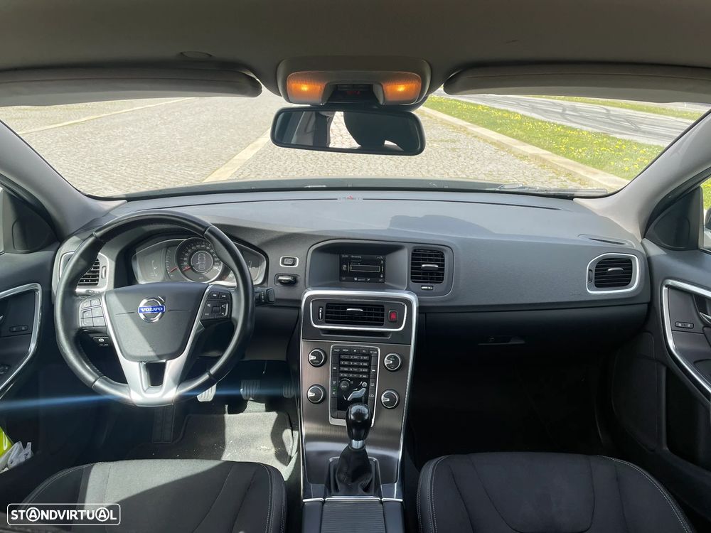 Volvo S60 1.6 D2 Drive Momentum Start/Stop - 7