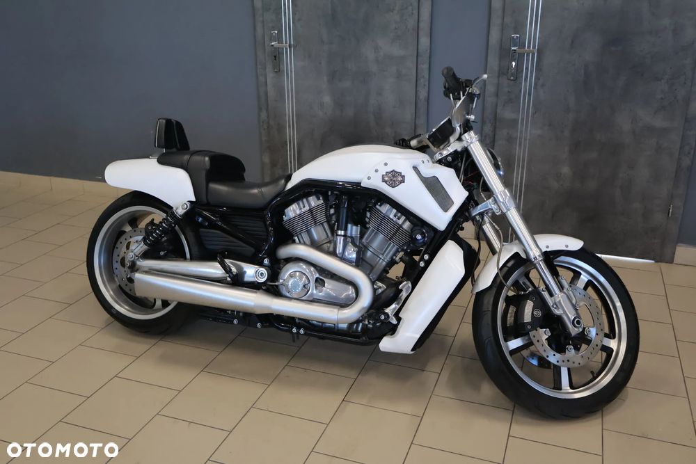 Harley-Davidson V-Rod Muscle - 9
