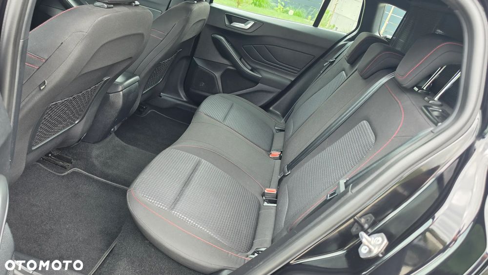 Ford Focus SW 1.0 EcoBoost ST-Line ASS PowerShift - 14
