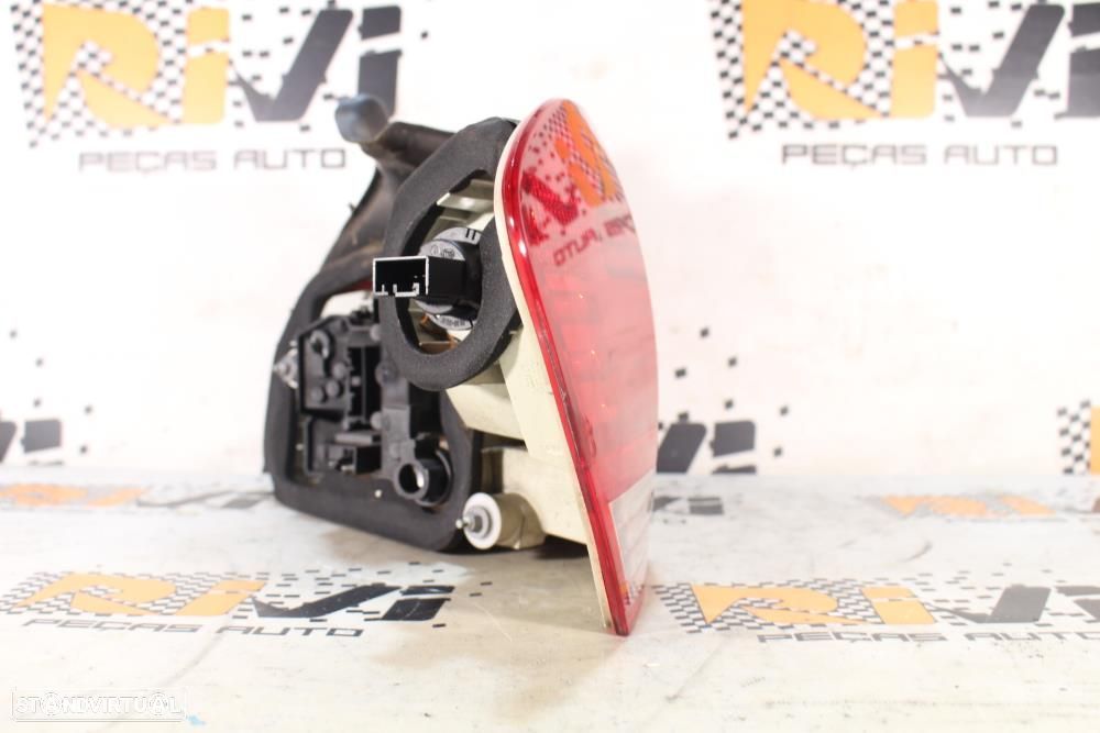 Farolim Esquerdo Bmw 1 Coupé (E82)  63217285641 / 7285641/ Condutor - 6