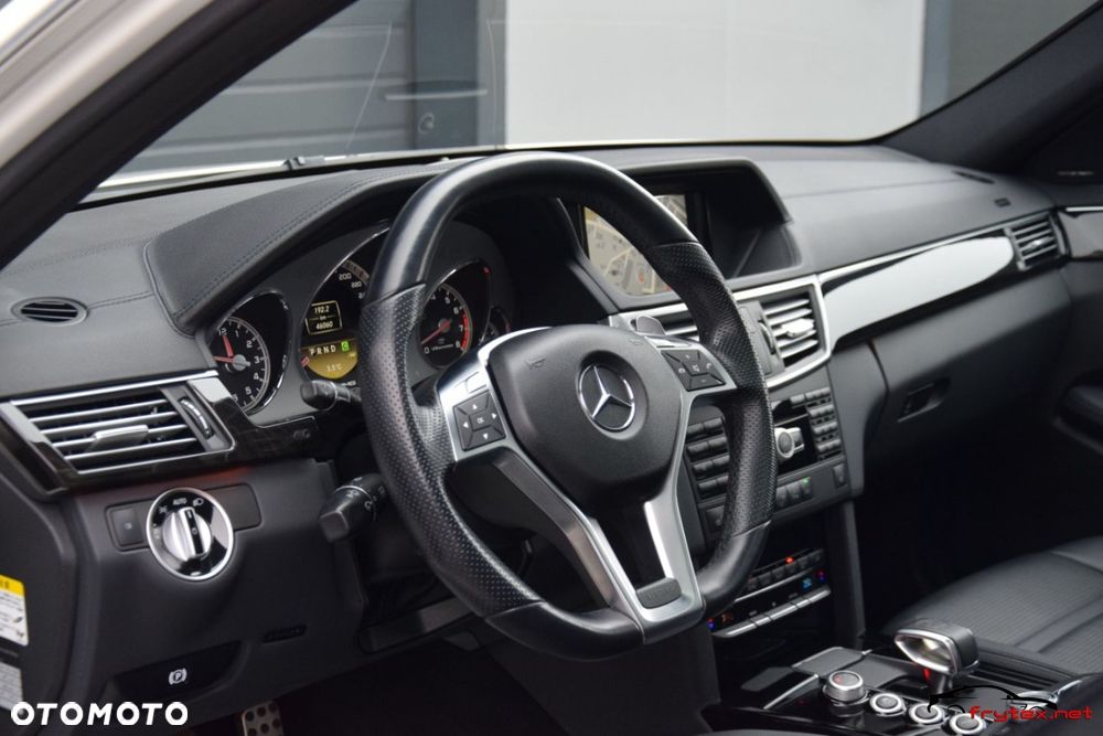 Mercedes-Benz Klasa E - 21