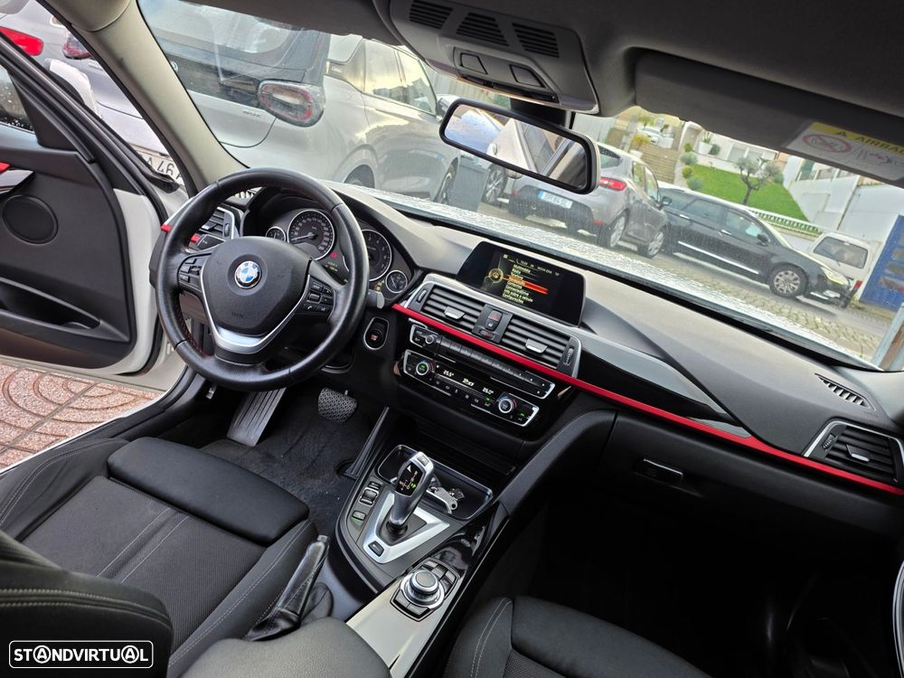 BMW 330 e iPerformance Line Sport - 13