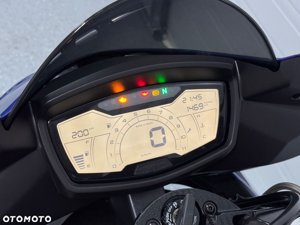 Aprilia Tuono - 25