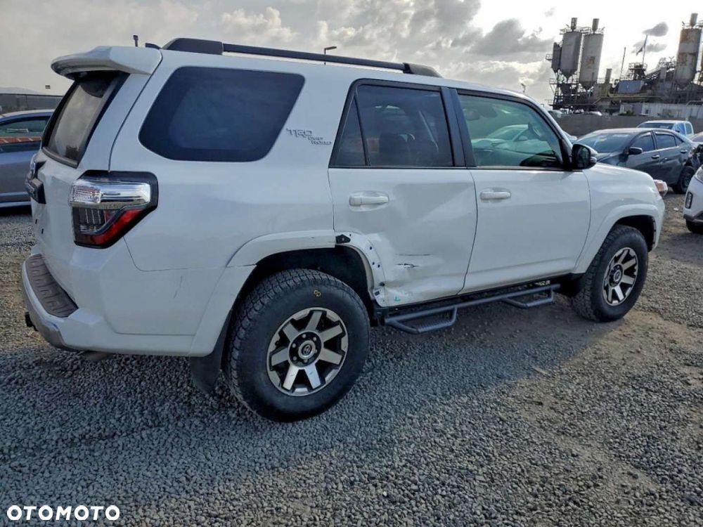 Toyota 4-Runner - 4