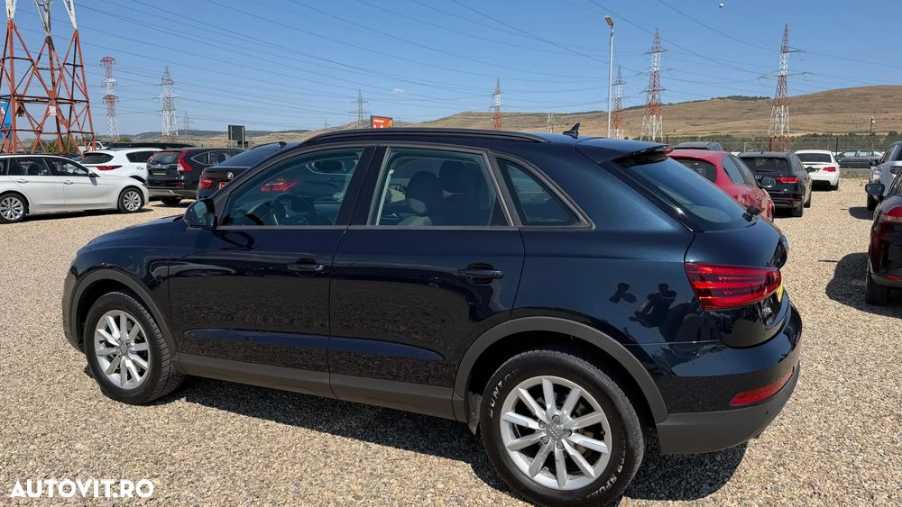 Audi Q3 1.4 TFSI Stronic Design - 13