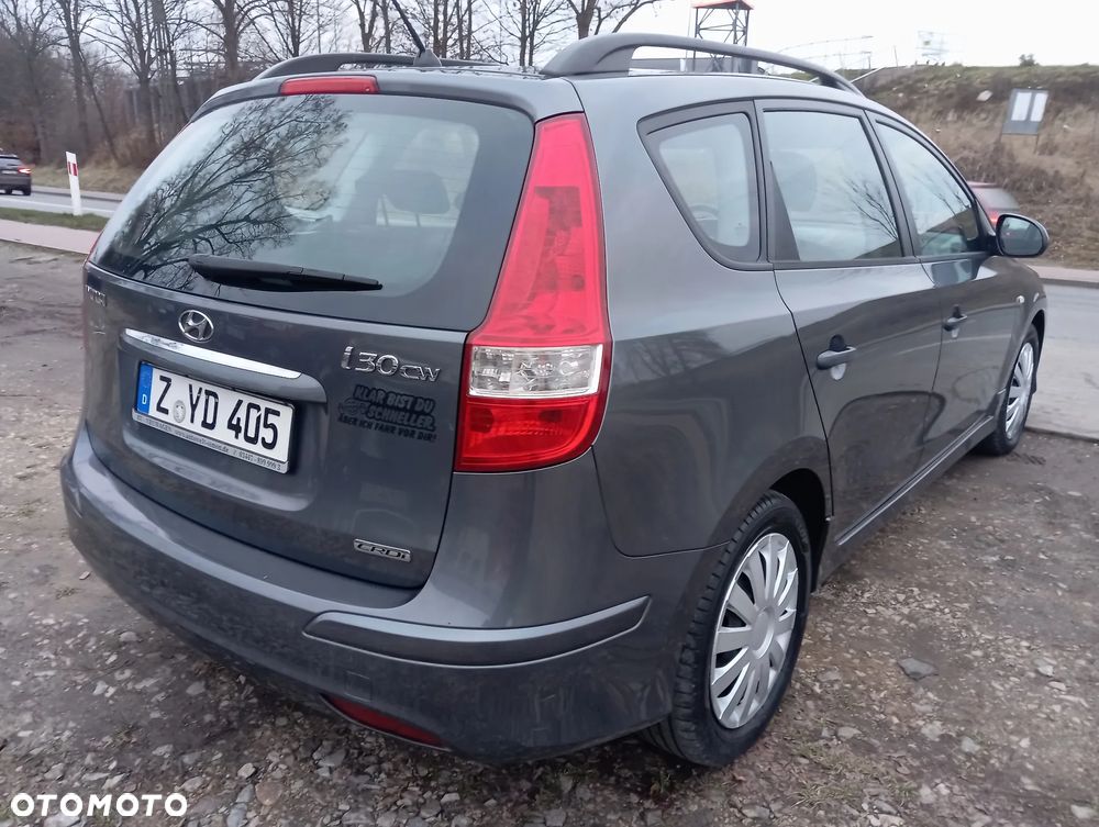 Hyundai i30 i30cw 1.6 CRDi Classic - 4