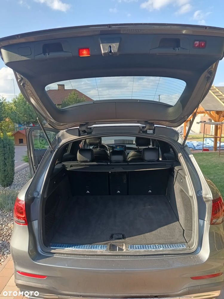 Mercedes-Benz GLC - 13