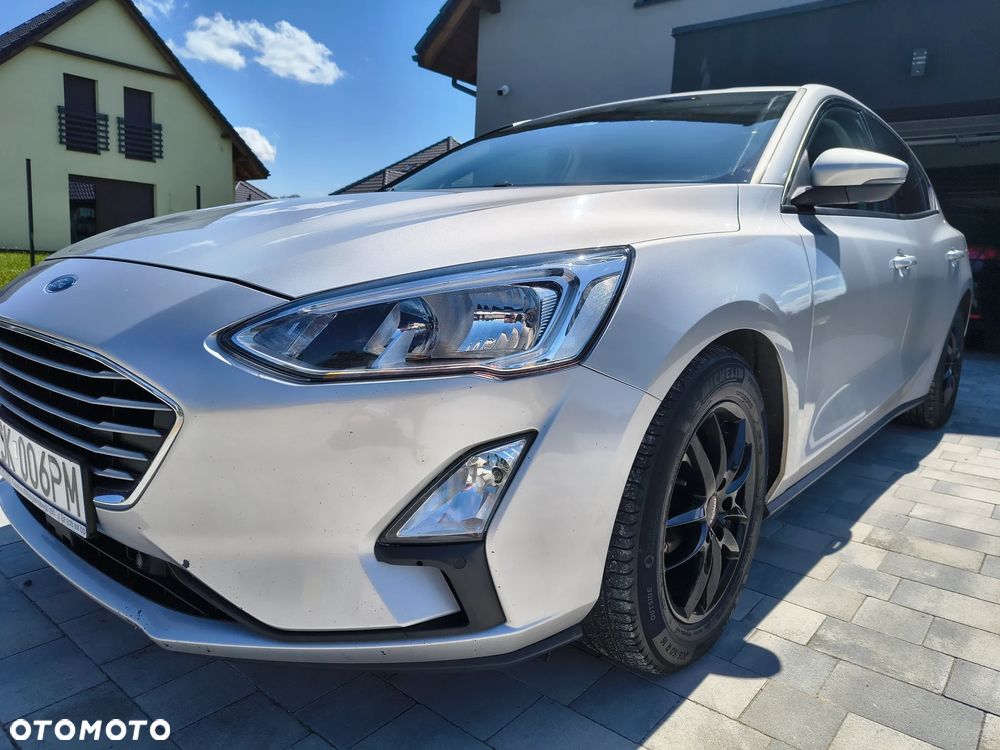 Ford Focus 1.0 EcoBoost Trend Edition Business - 14