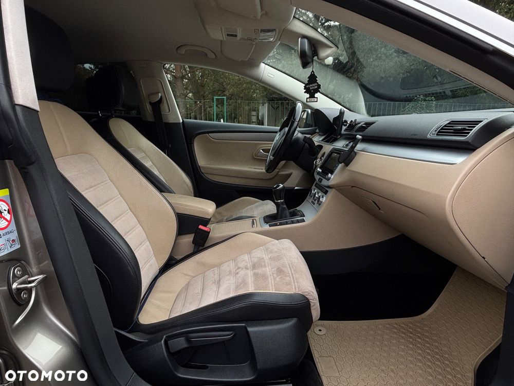 Volkswagen CC 2.0 TDI BlueMotion Technology - 21