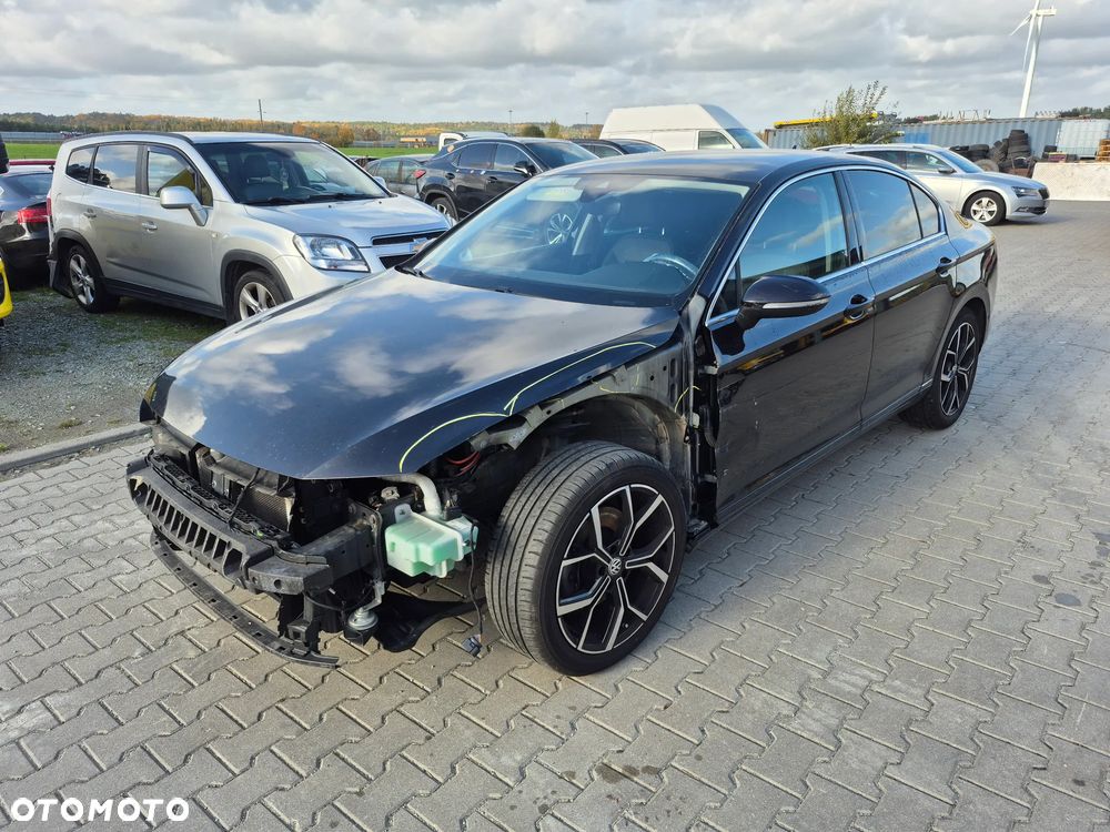 Volkswagen Passat 2.0 TSI Business DSG - 6