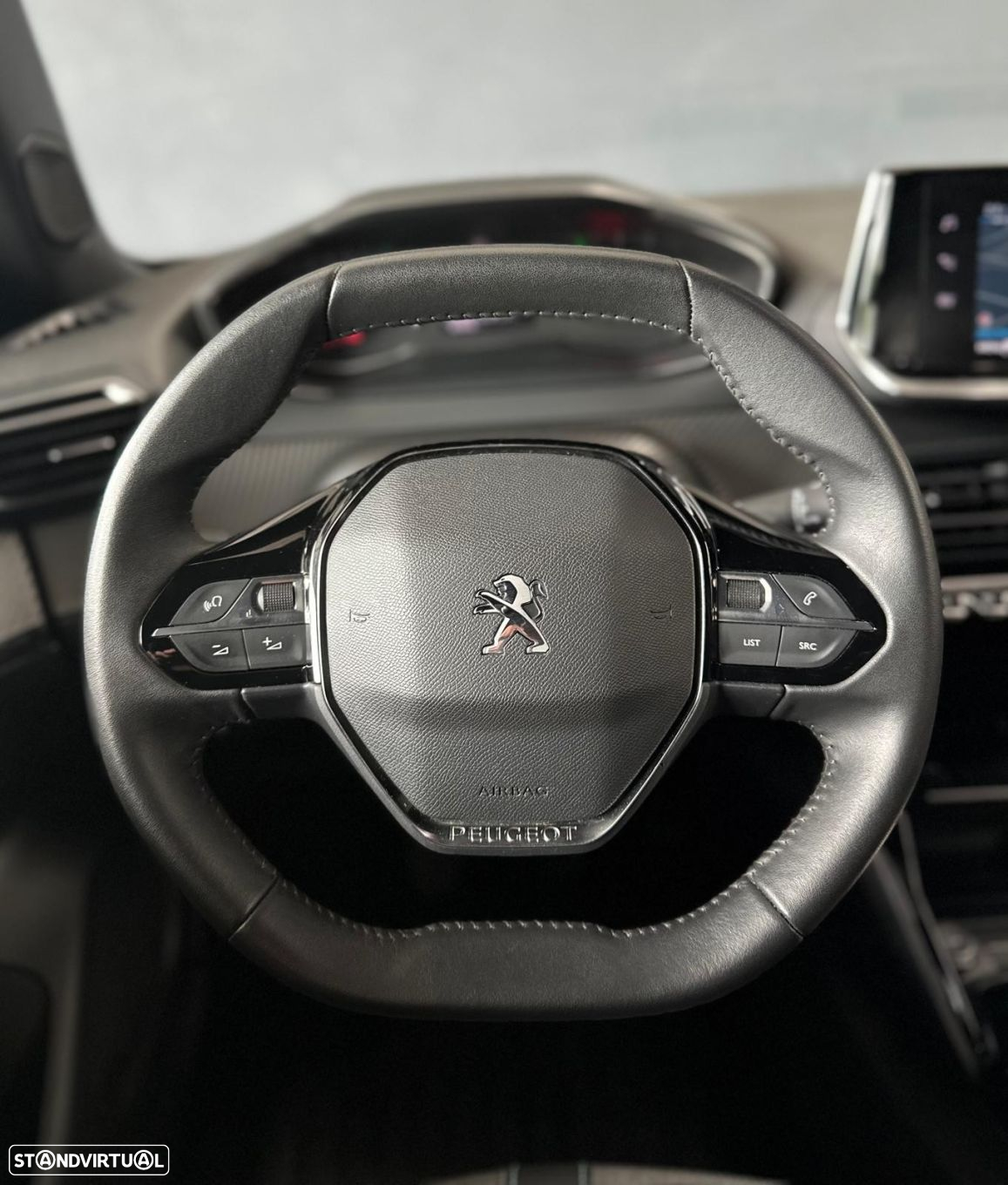 Peugeot 2008 1.2 PureTech Allure - 24