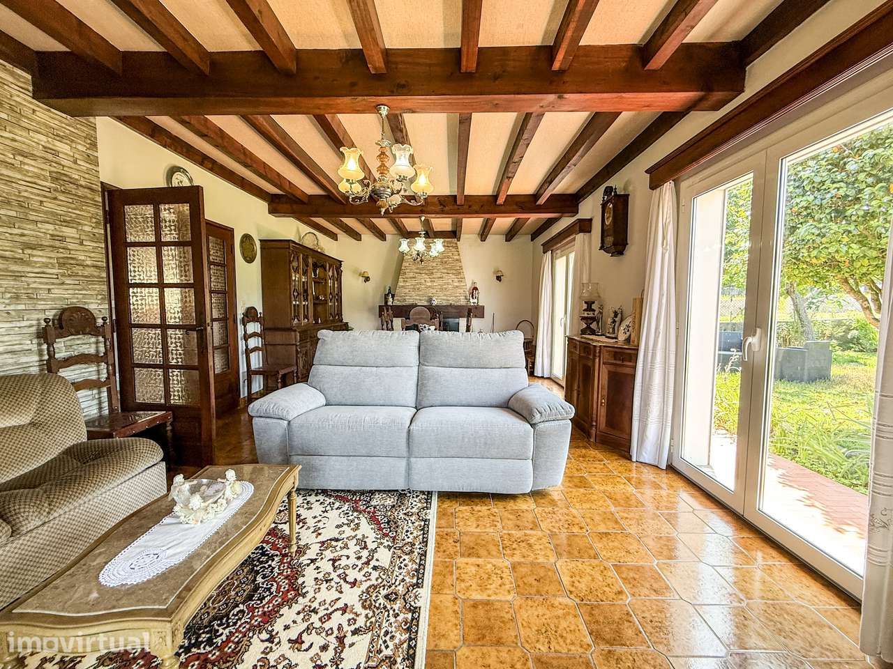 Moradia T3 com Jardim e Garagem em Viana - Grande imagem: 2/31