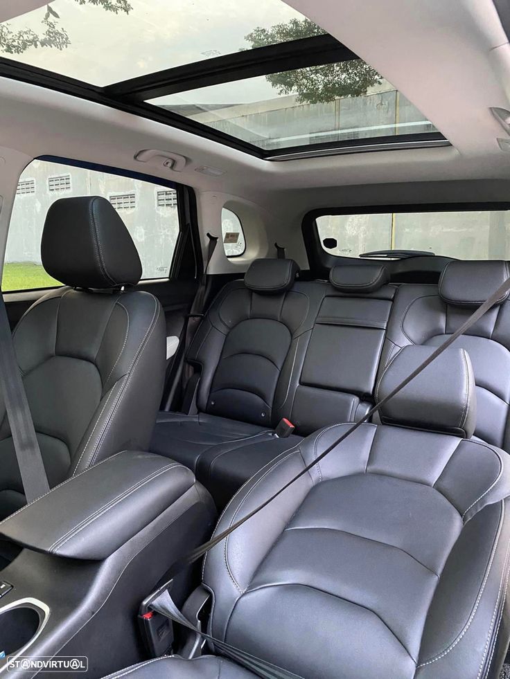 Peugeot 3008 2.0 HDi Executive - 5