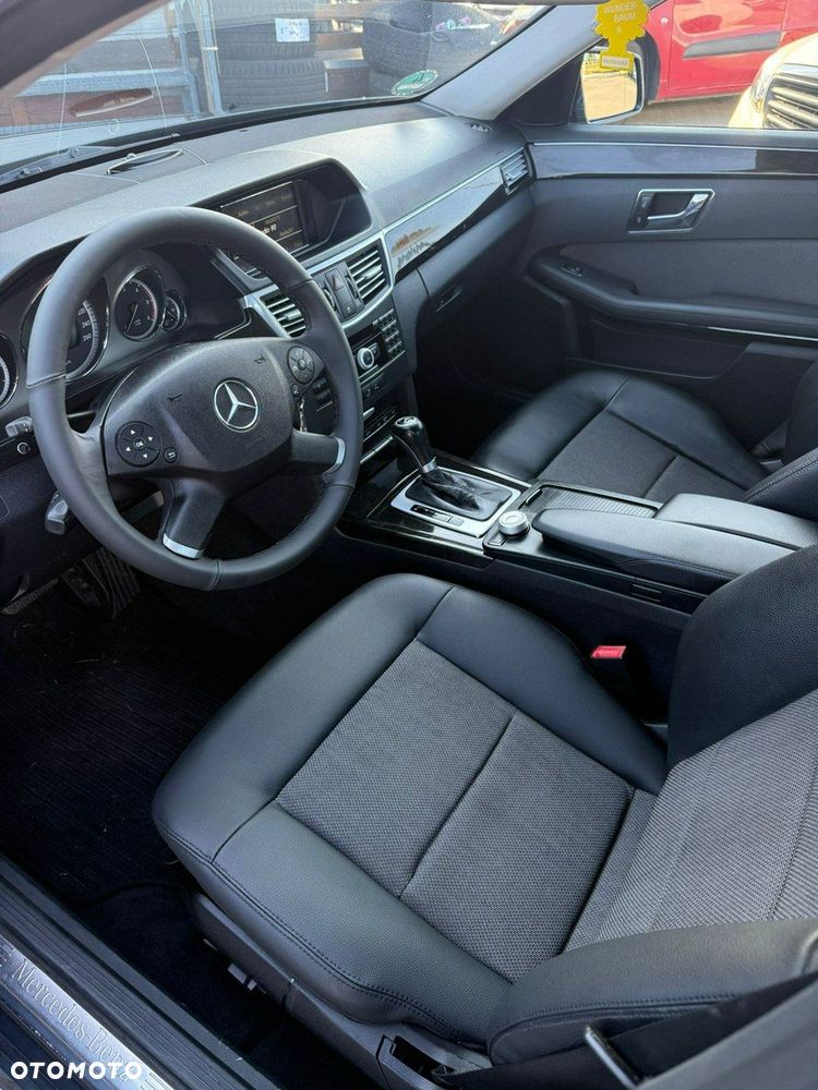 Mercedes-Benz Klasa E 220 T CDI 7G-TRONIC Avantgarde - 6