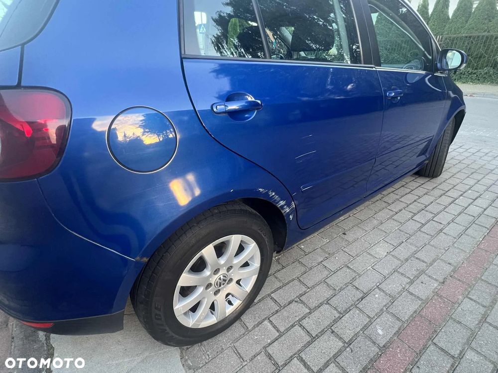Volkswagen Golf - 8