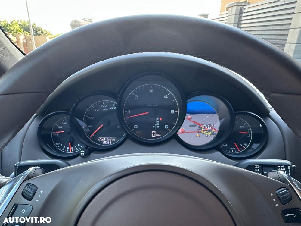 Porsche Cayenne 3.0TD TipTronic - 7