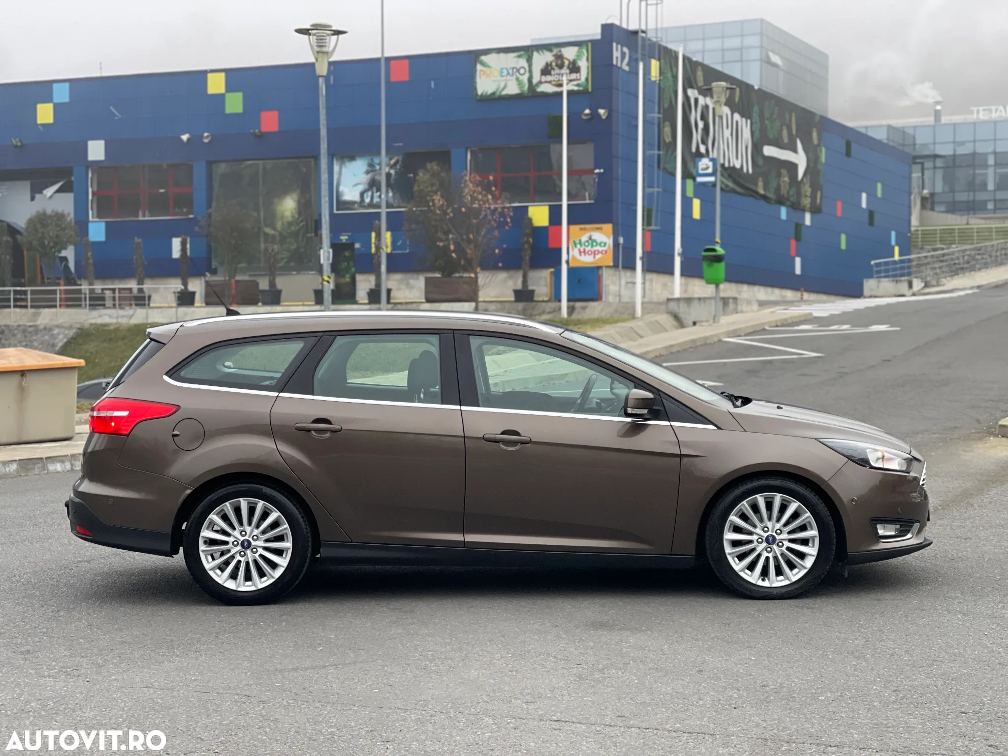 Ford Focus 1.5 EcoBlue Start-Stopp-System TITANIUM - 10