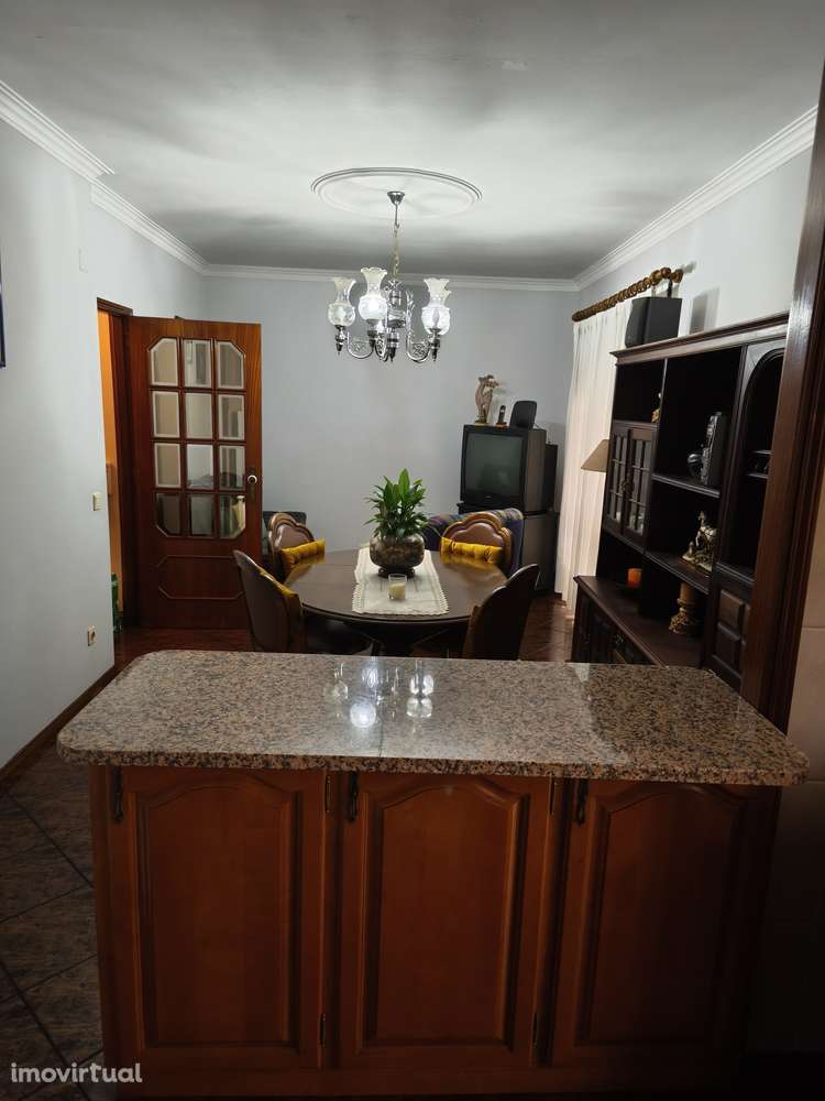 Apartamento T2 com sótão - Grande imagem: 3/24