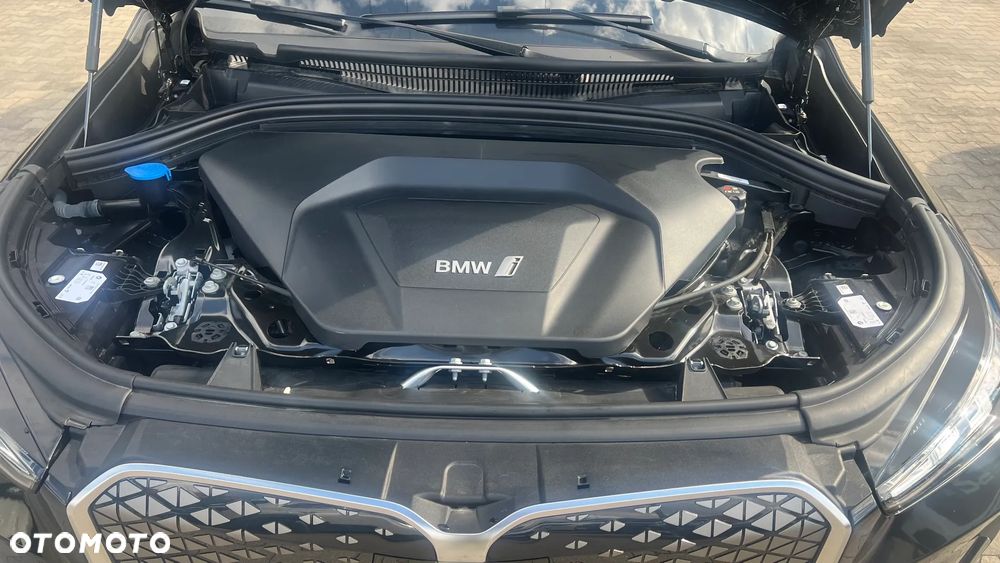 BMW iX1 eDrive20 xLine - 25