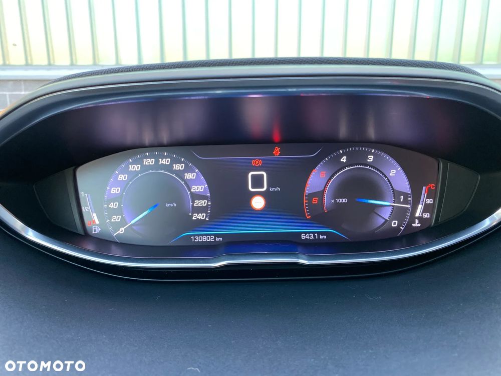 Peugeot 3008 1.5 BlueHDi Active S&S - 19