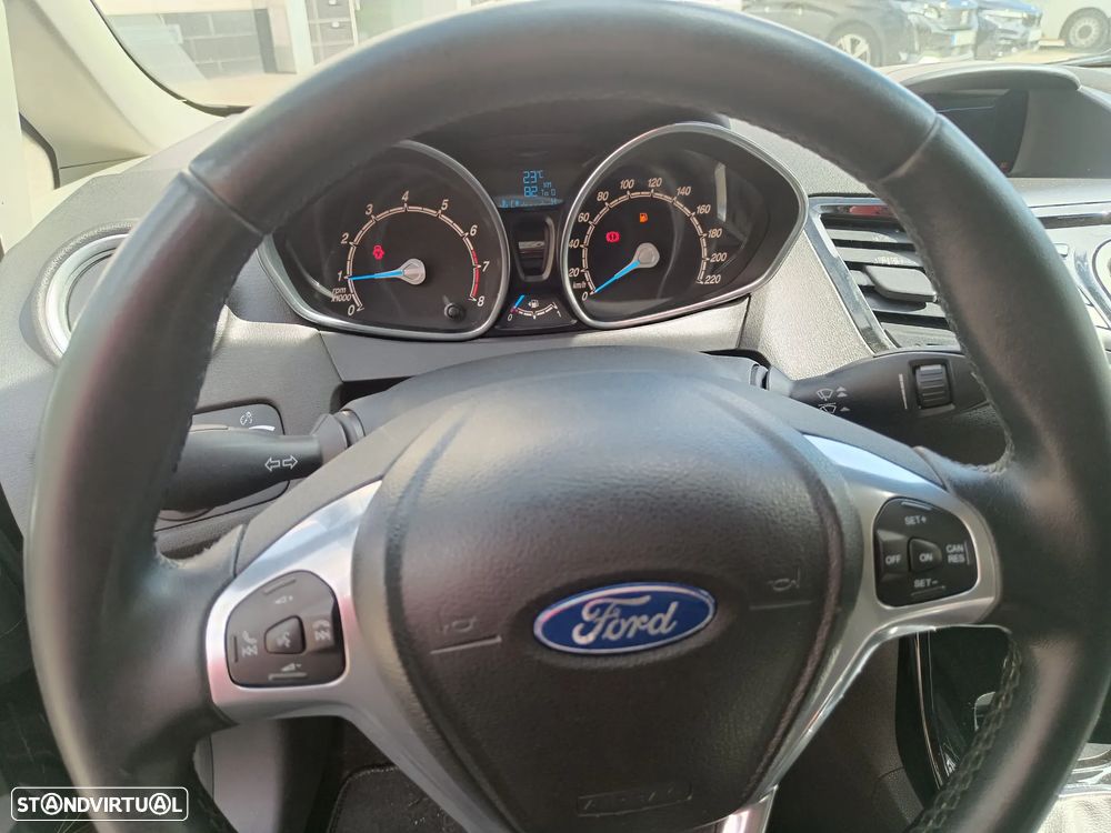 Ford Fiesta 1.0 T EcoBoost STLine - 10