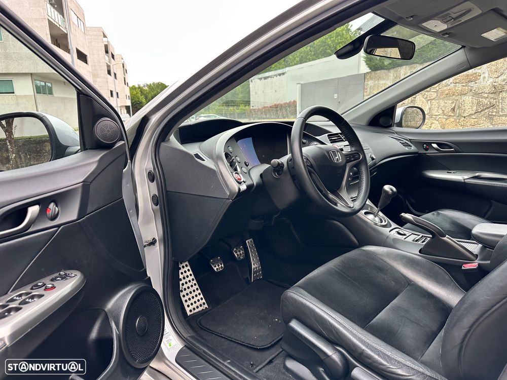 Honda Civic 1.4 i-VTEC Sport Edition - 19