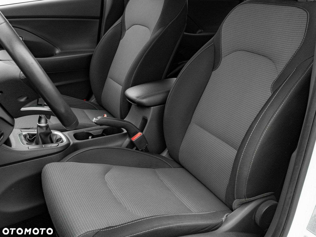Hyundai i30 1.5 DPI Modern - 14